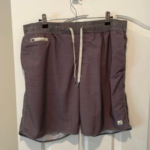 Vuori Shorts